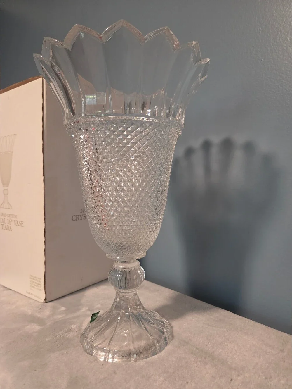 Godinger Shannon 24% Lead Crystal Tiara 16” Pedestal Vase Style 53782 w/ Box
